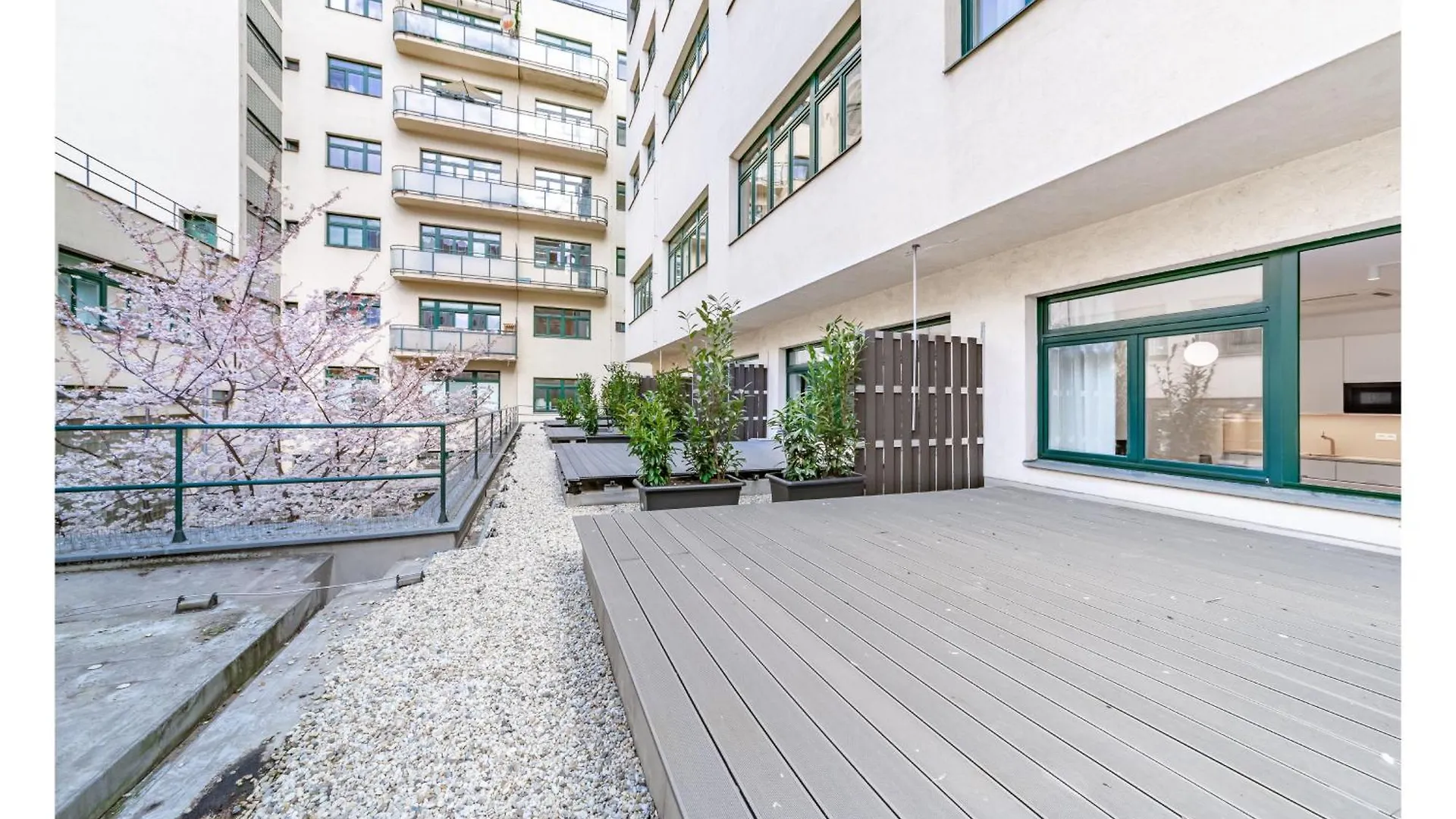 Zorya Sunrise Apartment Brno
