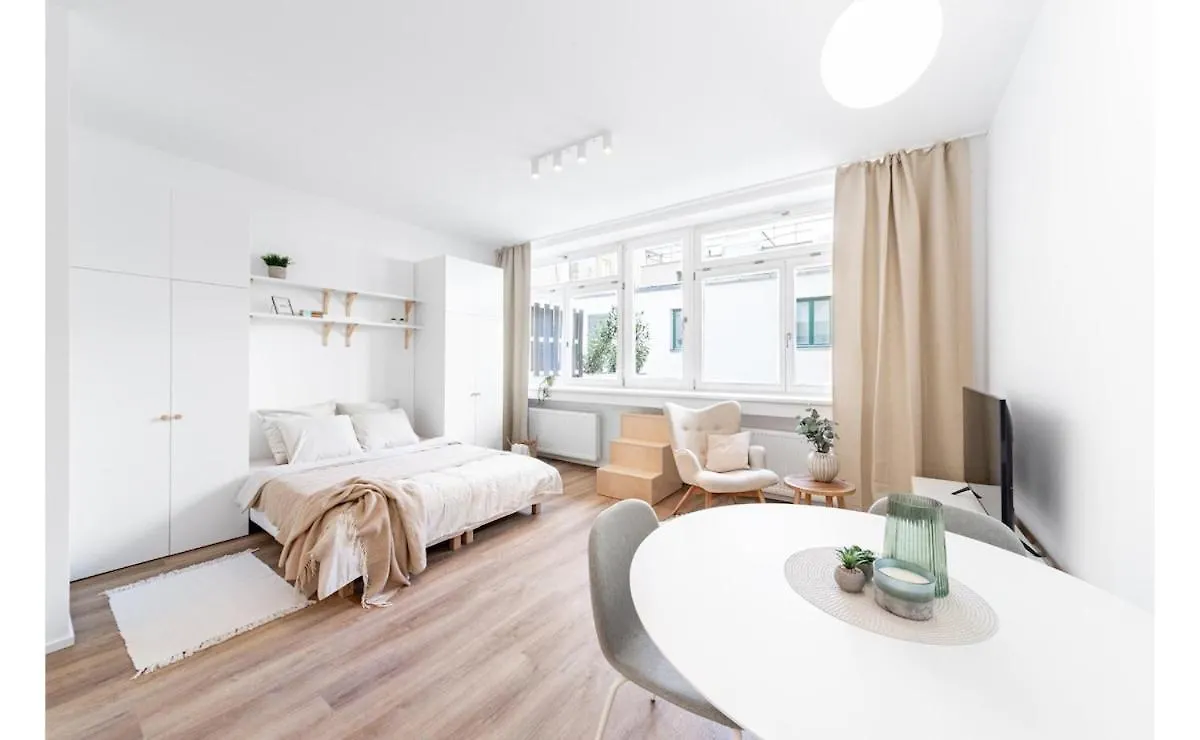 Zorya Sunrise Apartment Brno