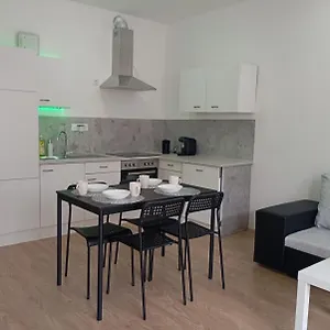 Apartmán Novy S Terasou, Brno